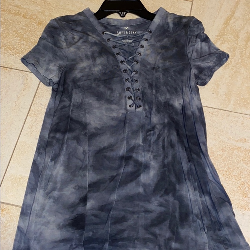american eagle t-shirt